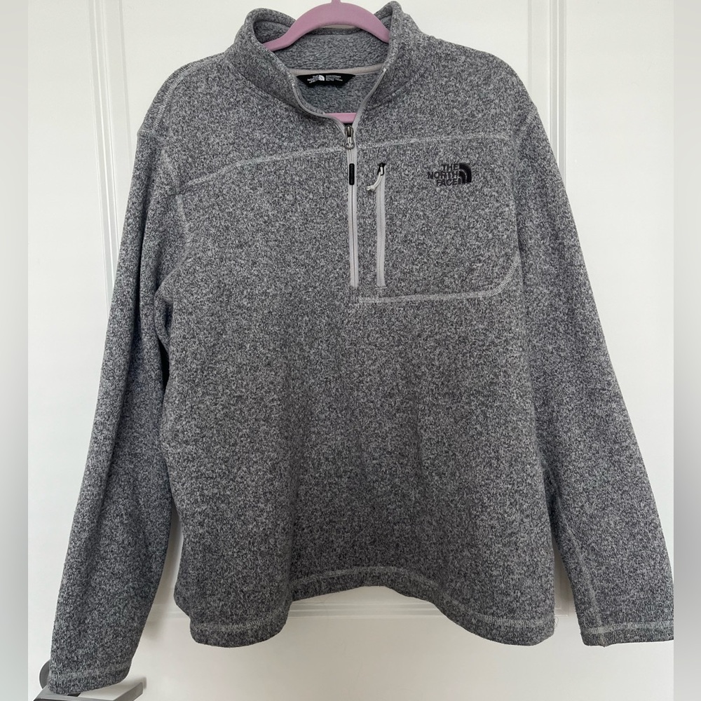 North Face 1/4 Zip Grey